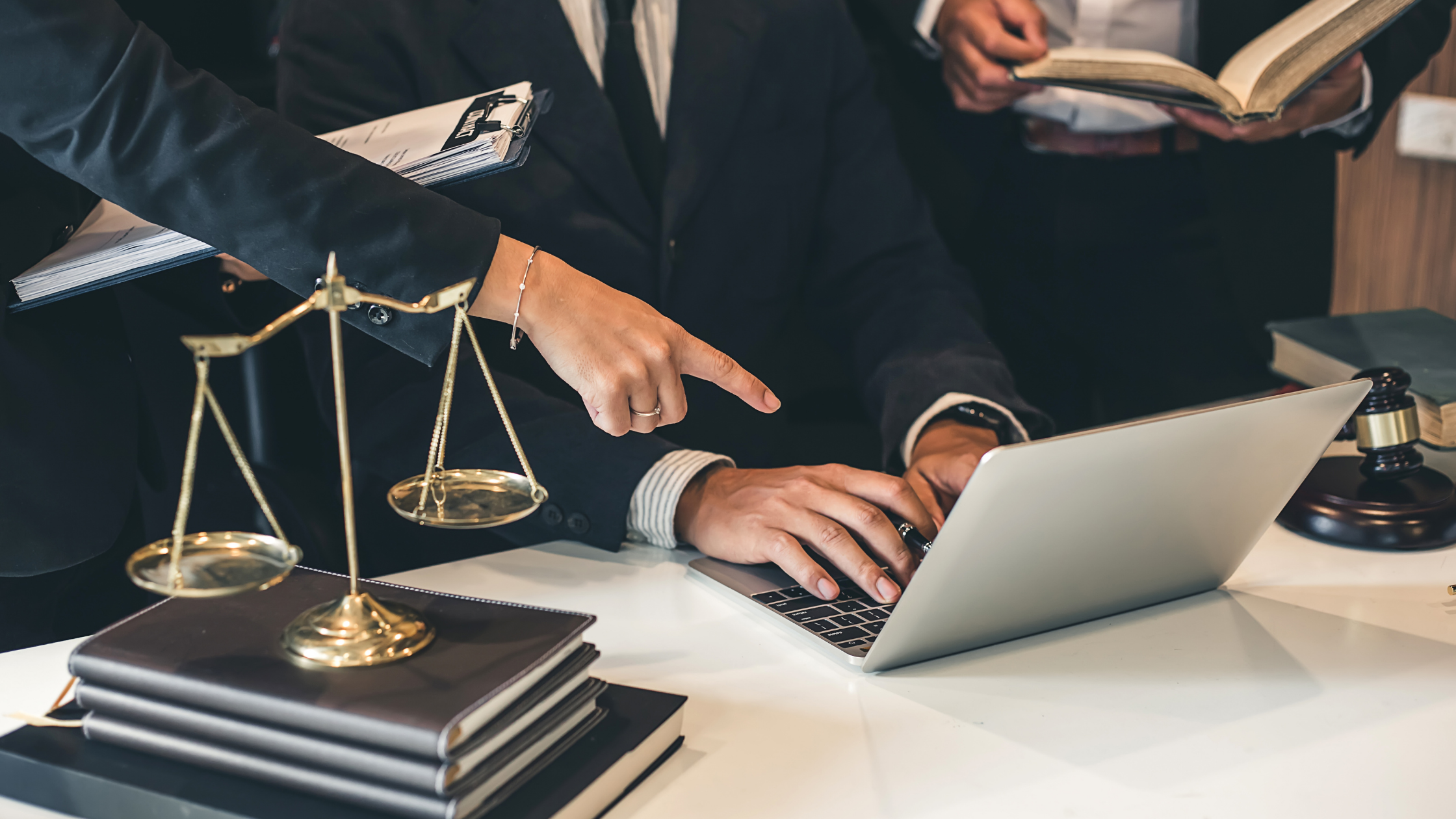 shareholder dispute lawyer